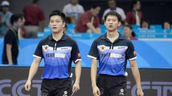 波兰队完胜韩国队，樊振东点燃赛场