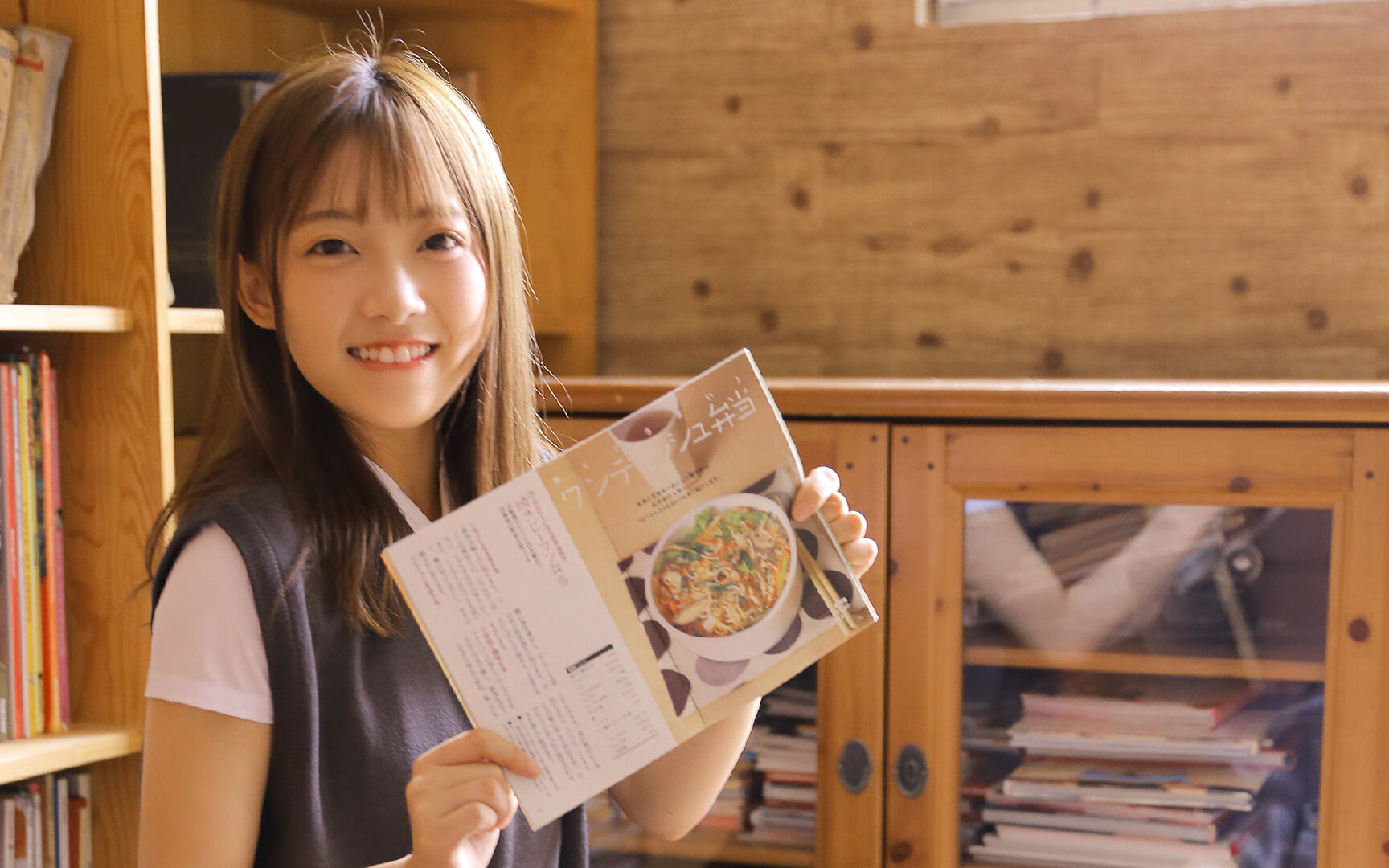 铁蹄与神射，雄鹿团队火力压制下，库里如何成为关键先生