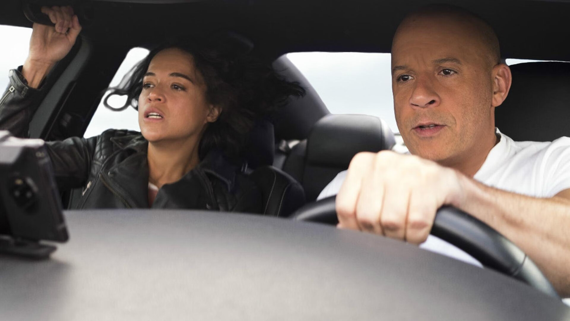 首先，为你扩展思维，撰写一个标题